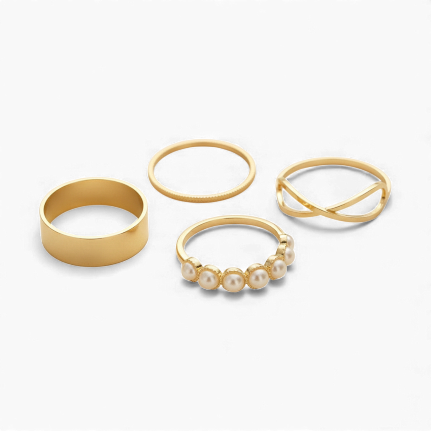 Classic Pearl & Gold Ring Set