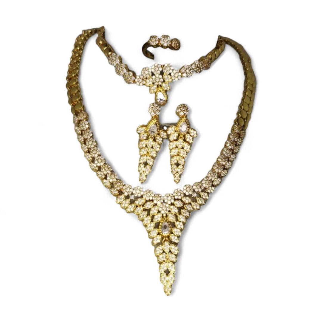 Beautiful Wedding Party Set