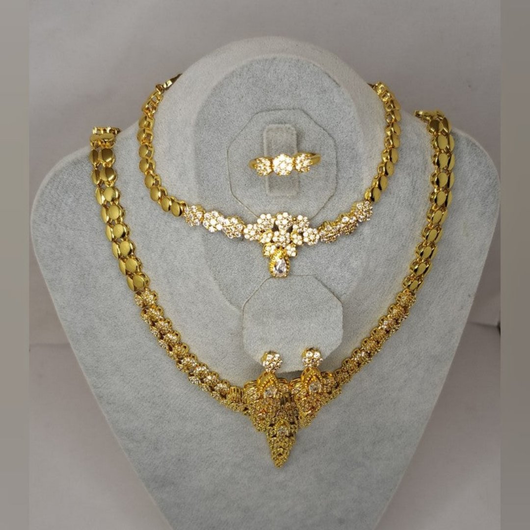 Beautiful Wedding Party Set