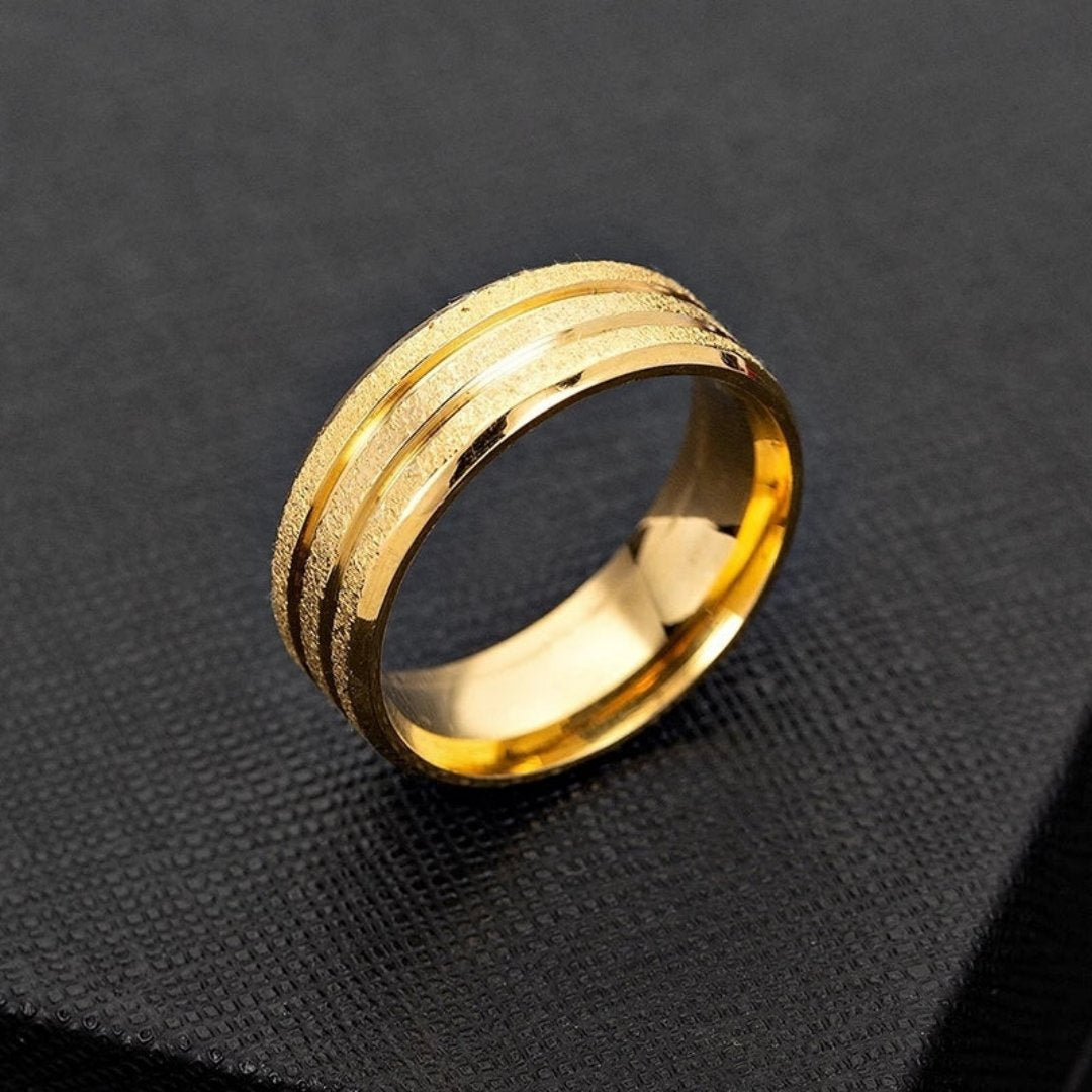 Classic Charm Rows Ring