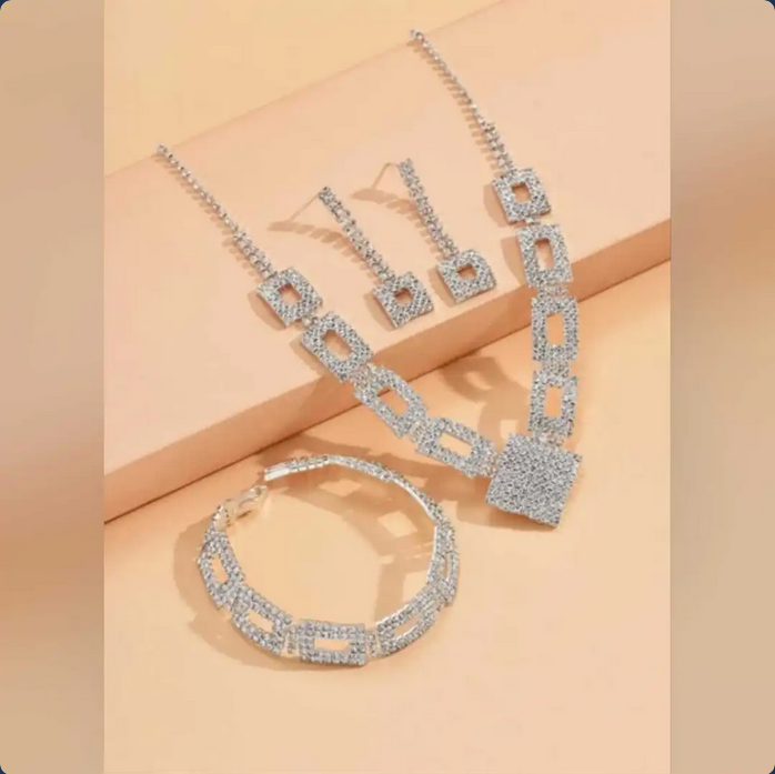 Diamond Square Shaped Set