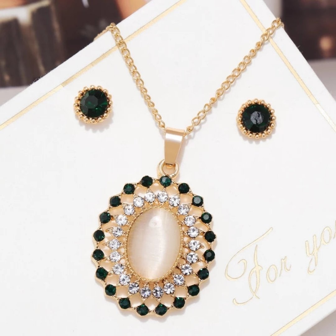 Exquisite Luxury Rhinestone Set
