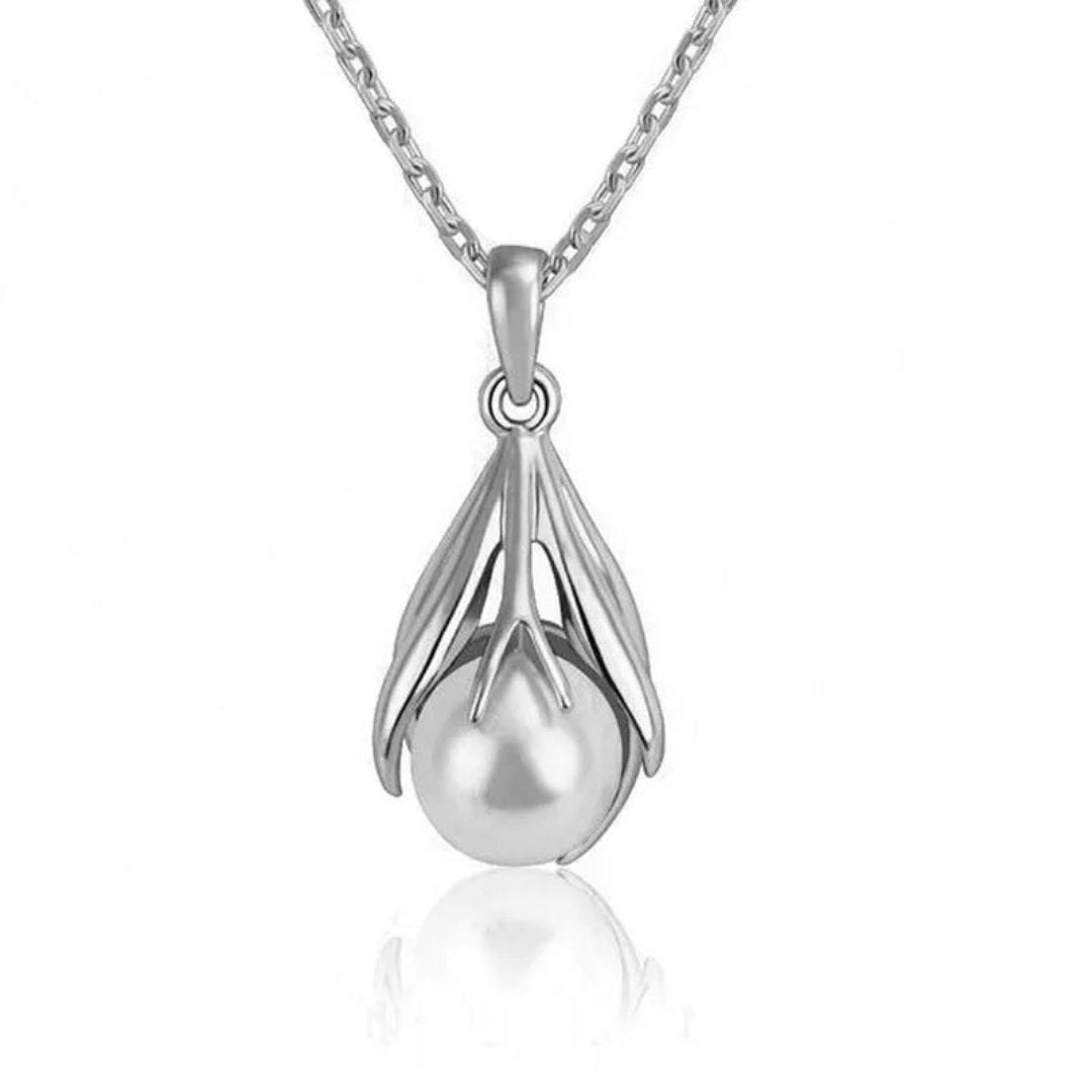 Freshwater Pearl Necklace - 2 Colors