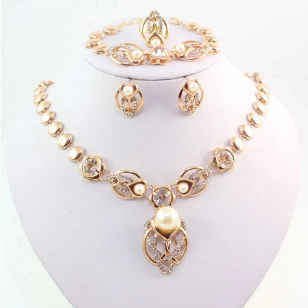 Romantic Crystal Pearl Set