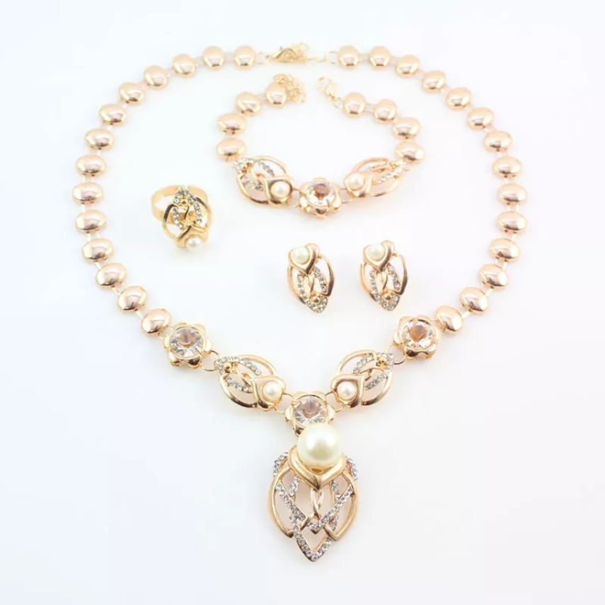Romantic Crystal Pearl Set
