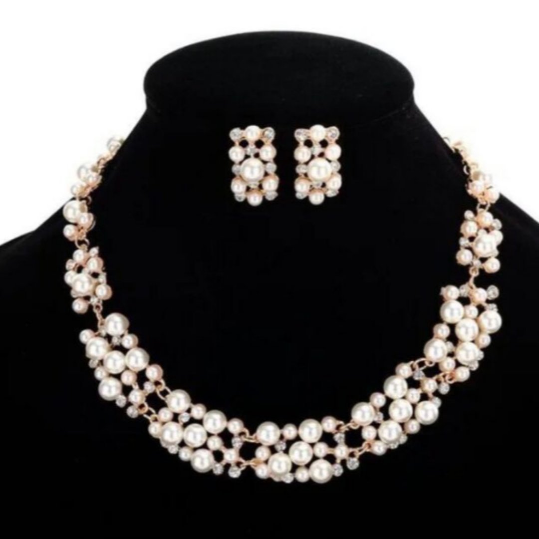 Square Pearl Set