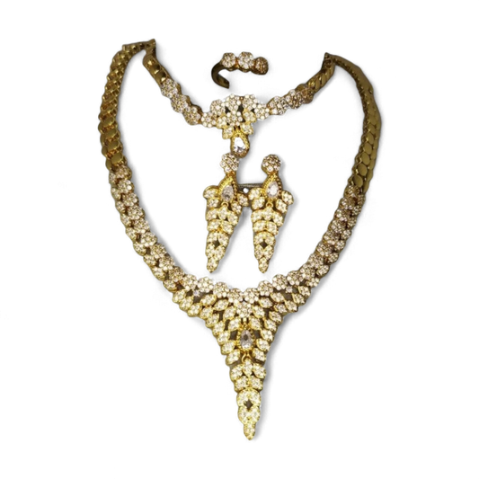 Beautiful Wedding Party Set