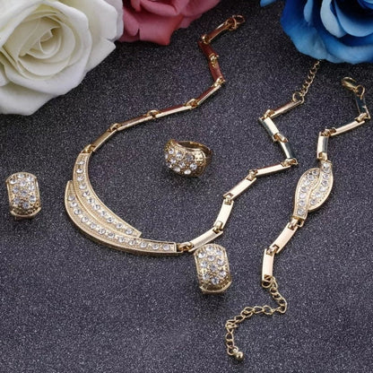 Delicate Elegant Rhinestones Set