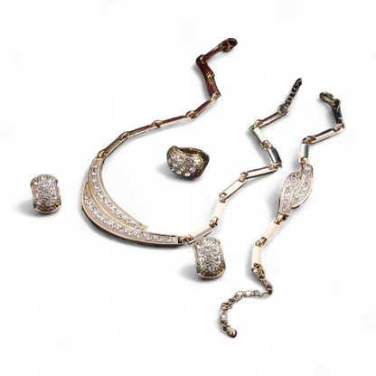 Delicate Elegant Rhinestones Set