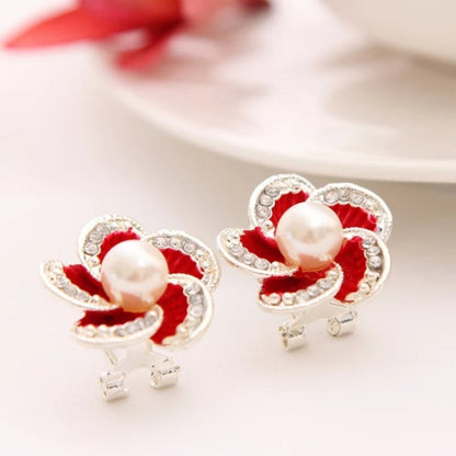 Elegant Black Flower Pearl Earrings