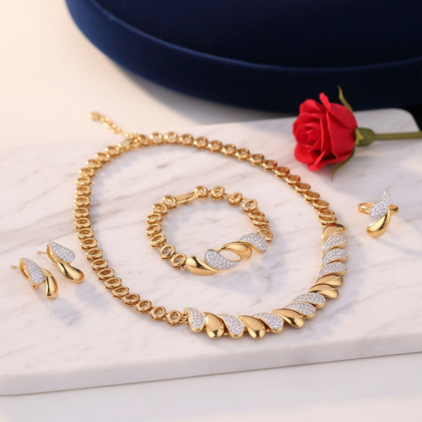 Luxurious Trendy Crystal Set