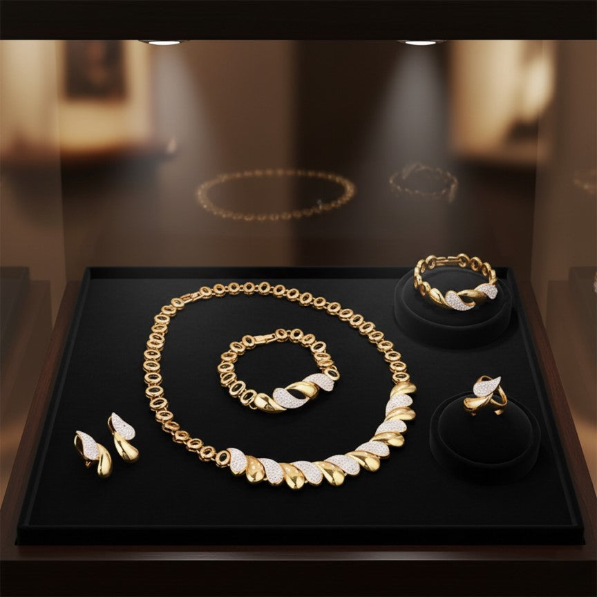 Luxurious Trendy Crystal Set