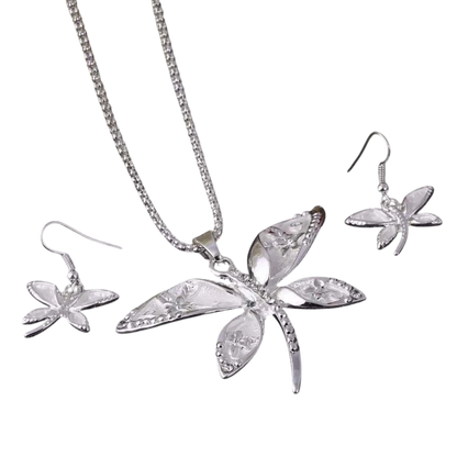 Pretty Dragonfly Shape Jewelry Set