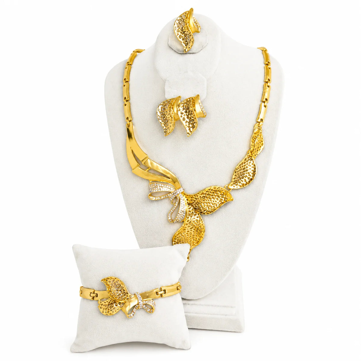 The Leaf and Bow Jewelry Set