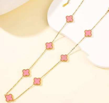 Dainty Gold Clover Pendant Necklace - Pink