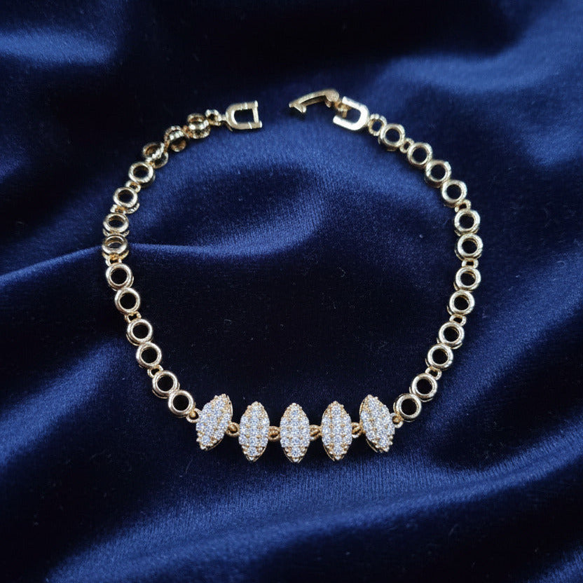 Fashion New Shape Charm Bracelet